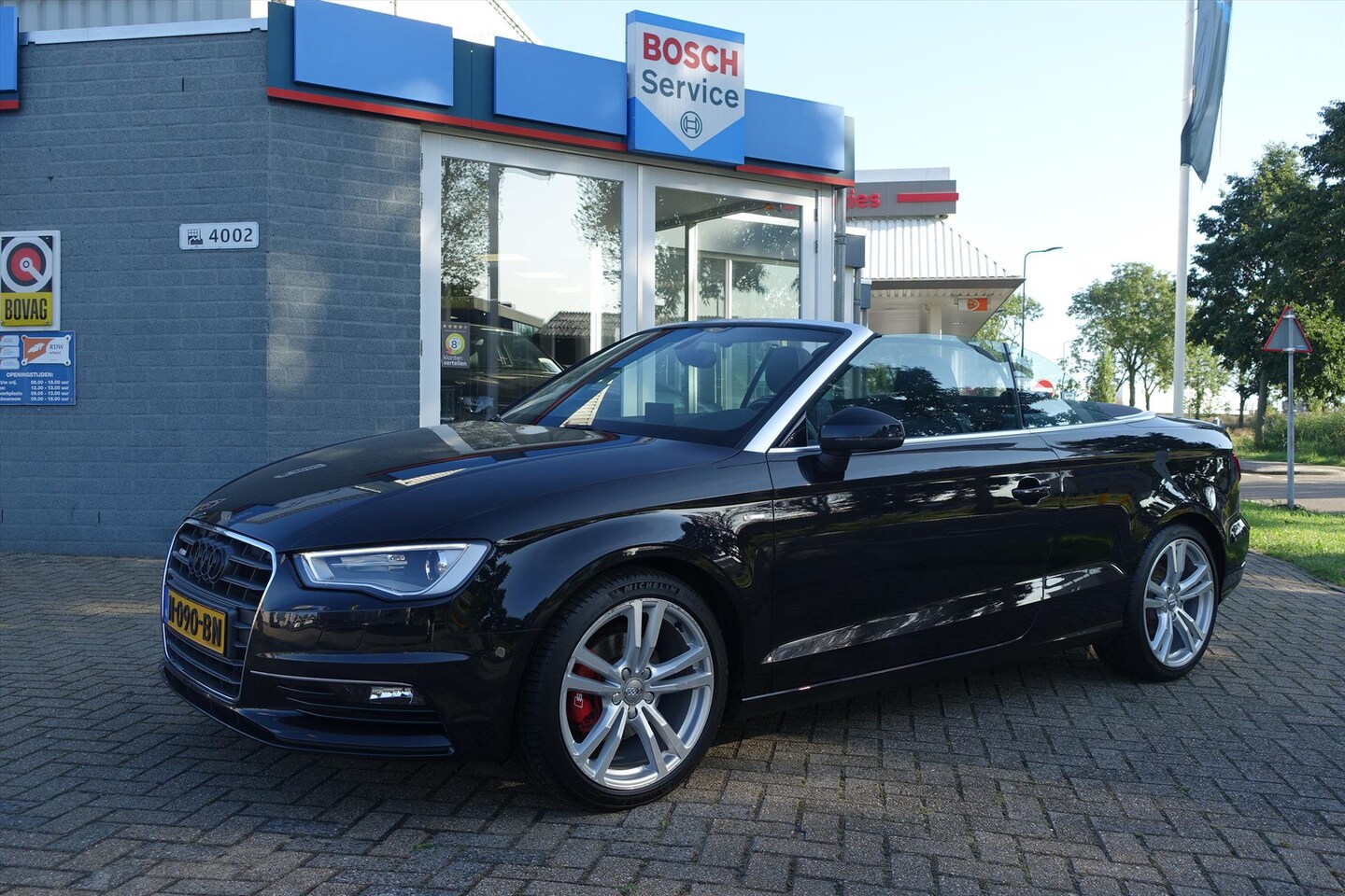 Audi A3 Cabriolet - 1.4 TFSI 140pk CoD Ambiente | B&O | 2x S-LINE | XENON | TREKHAAK | ECC - AutoWereld.nl