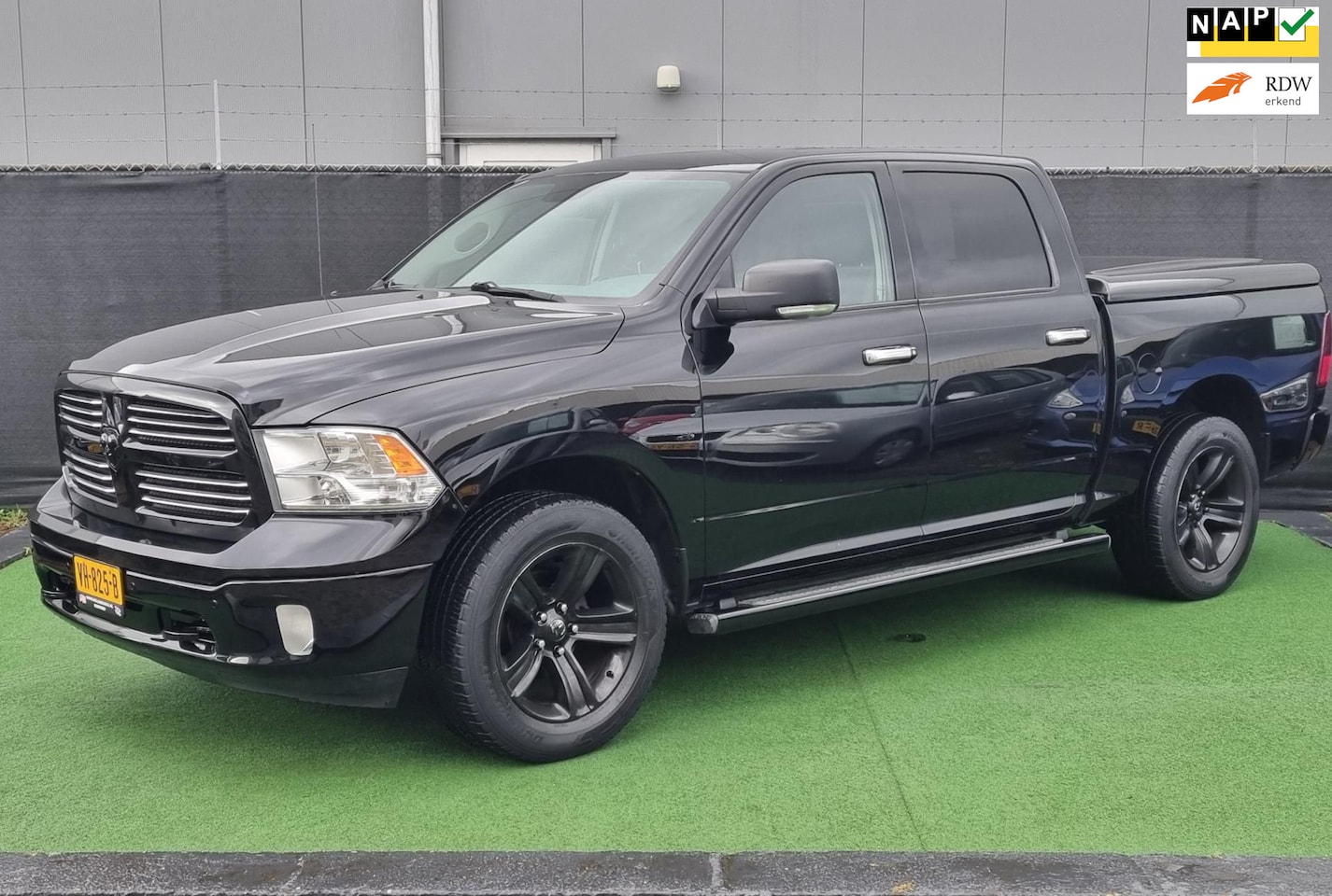 Dodge Ram 1500 - 3.6 V6 Quad Cab 6'4 NAP! - AutoWereld.nl