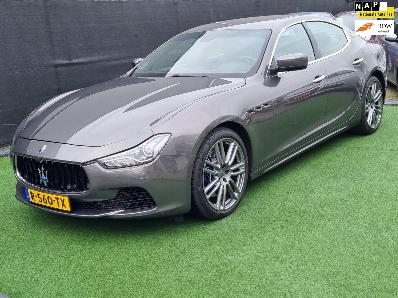 Maserati Ghibli - 3.0 S Q4 Sport CARBON PAKKET! - AutoWereld.nl