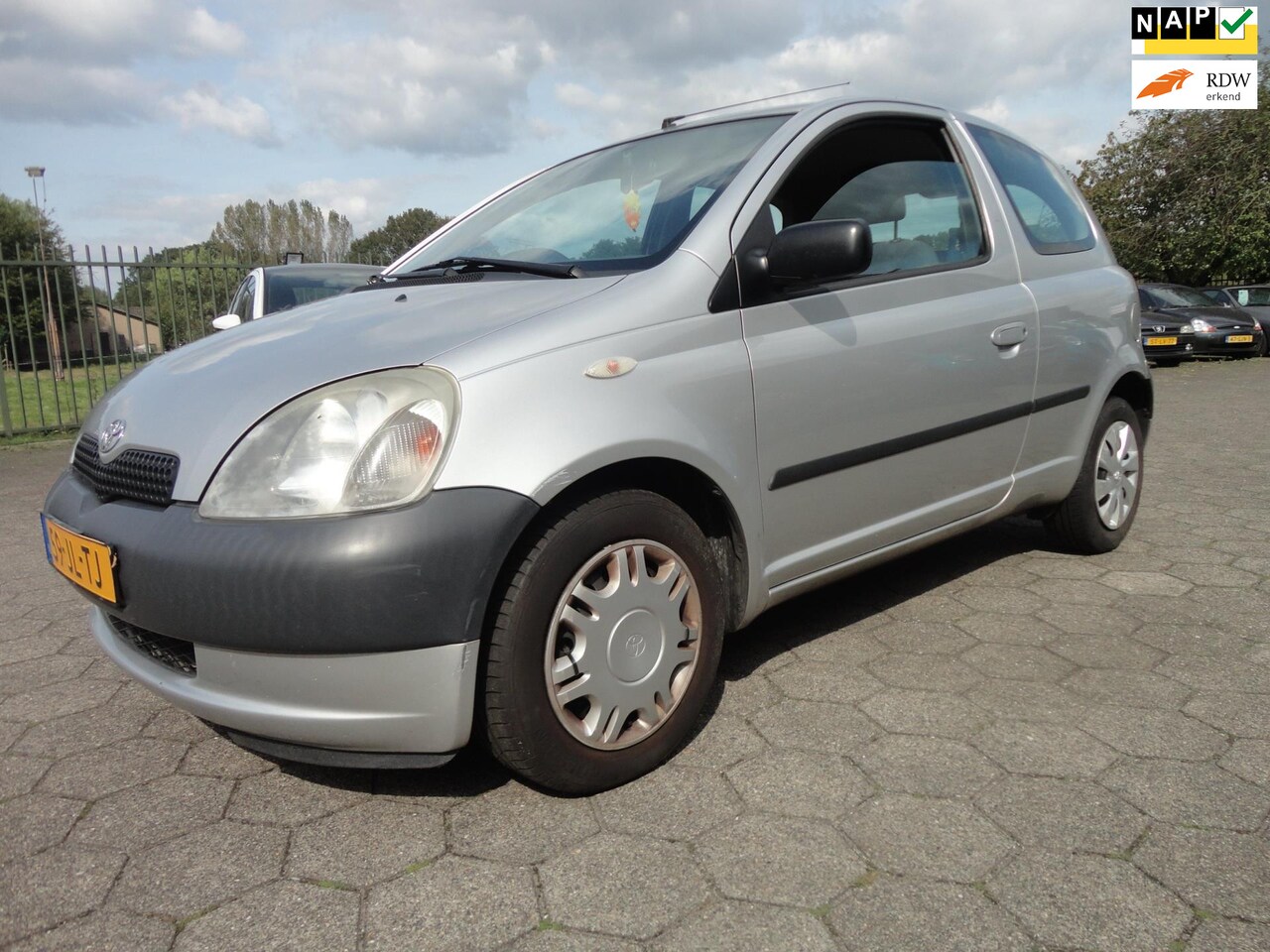 Toyota Yaris - 1.0-16V VVT-i YORIN 1.0-16V VVT-i YORIN - AutoWereld.nl