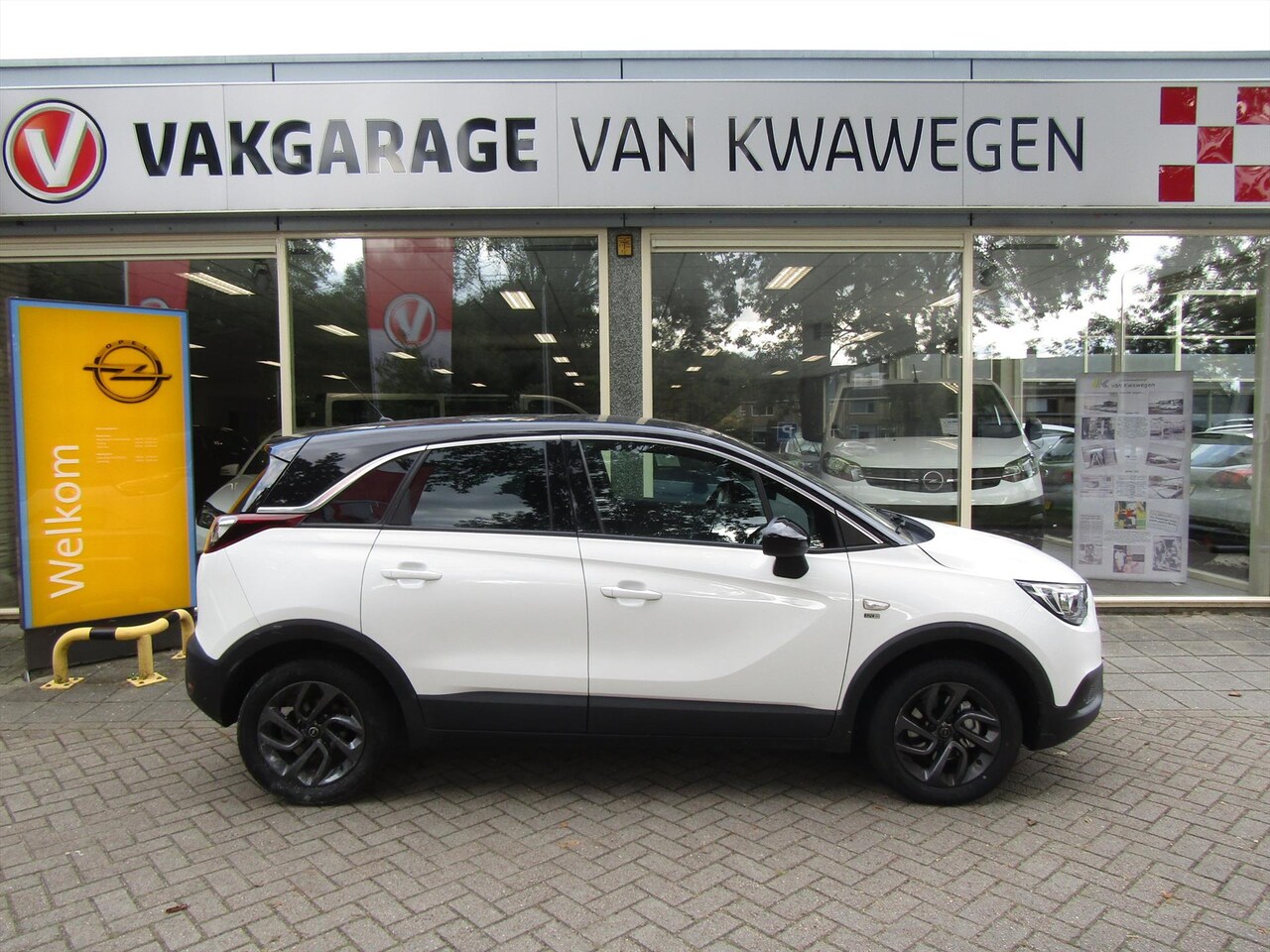 Opel Crossland X - 1.2 TURBO 110 PK 6 BAK 120 EDITION - AutoWereld.nl