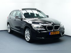 BMW X1 - sDrive20i 184pk High Executive 1-Eig. Panodak, Leer, Stoelverw, Navi, Xenon, 19"LMV