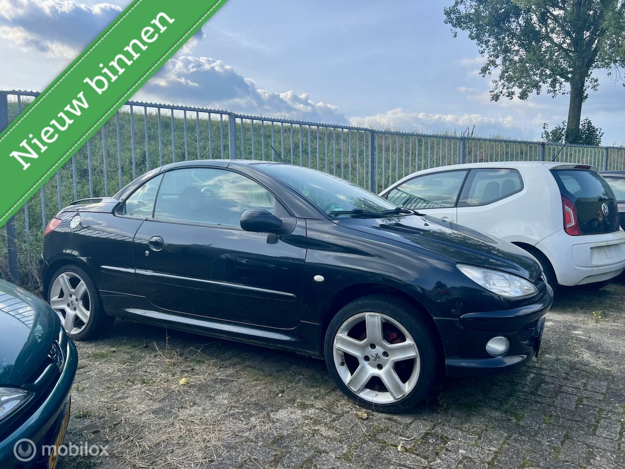 Peugeot 206 CC - 1.6-16V 1.6-16V, BJ 2004, Nette Cabrio, APK Sep 2025 - AutoWereld.nl