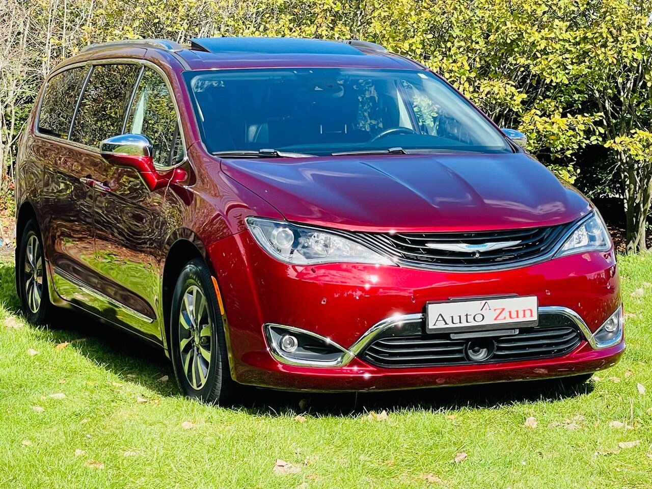 Chrysler Pacifica - Plug-in Hybrid Limited/Leer/Pano - AutoWereld.nl