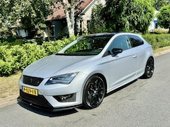 Seat Leon SC - 1.8 TSI FR 250PK Pano•LED•Navi