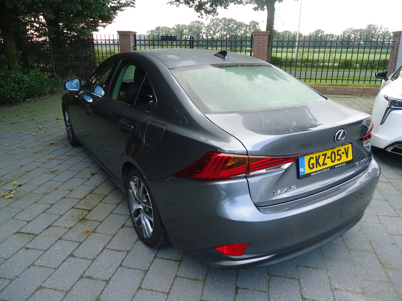 Lexus IS - 300h Hybrid Luxury Line AUTO MET DE JUISTE OPTIES