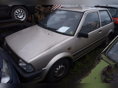 Toyota Starlet - 1.3 XL automaat 3 drs bj 1987 schuurvonst hobby auto oldtimer