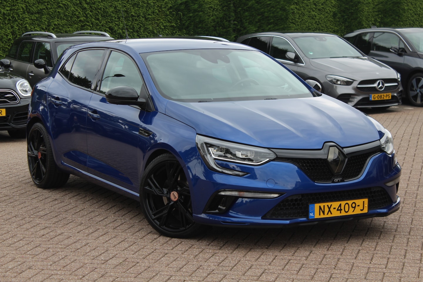 Renault Mégane - 1.6 TCe GT / Navigatie / Parkeerhulp V+A / Sportstoelen / 18'' / Bose / Cruise Control - AutoWereld.nl