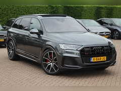 Audi SQ7 - 4.0 TFSI quattro 7p / Trekhaak / Panoramadak / 360 Camera / Standkachel / Head-up / Softcl