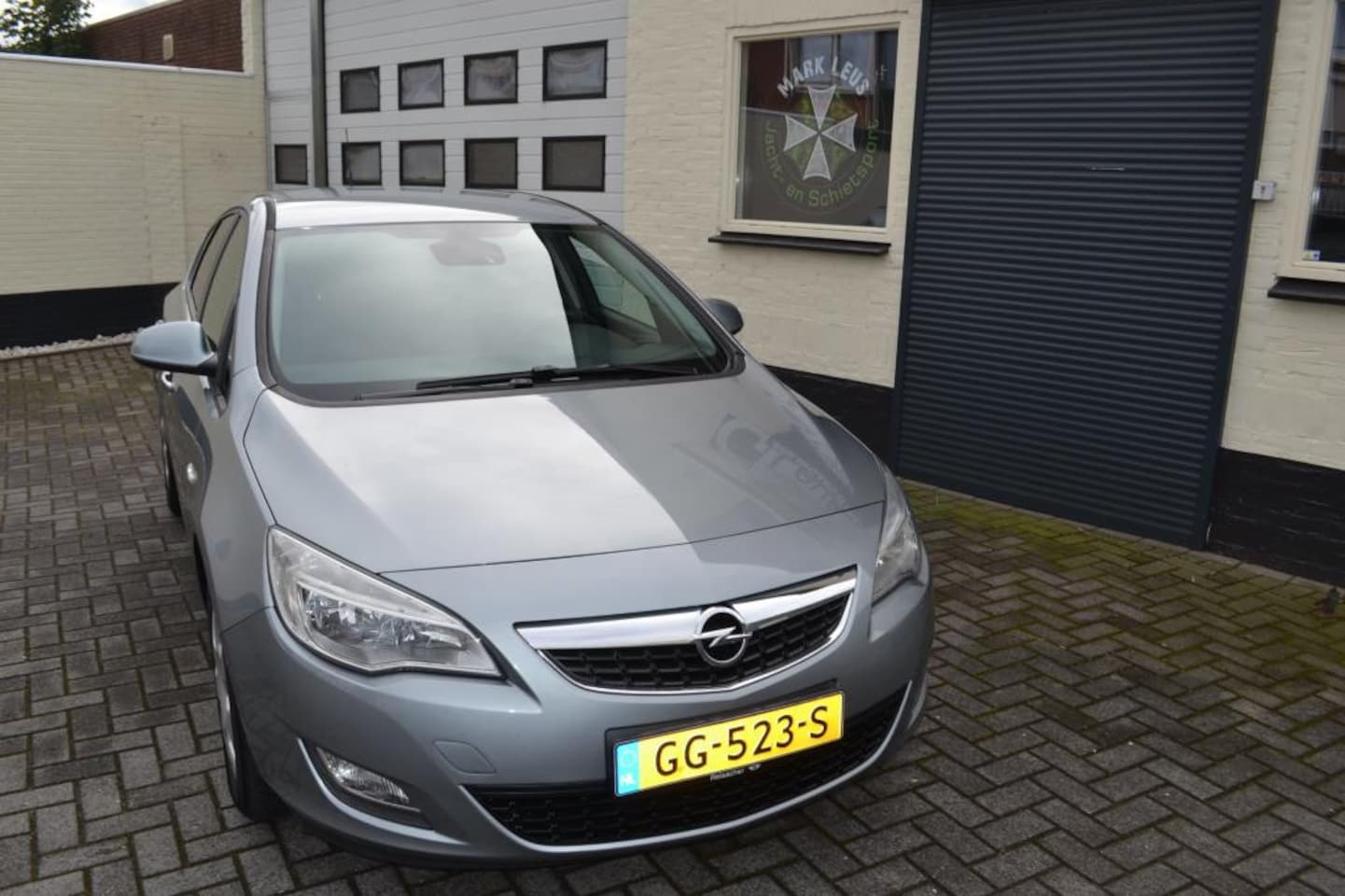 Opel Astra - 1.6 Sport Edition Zeer Verzorgd - AutoWereld.nl