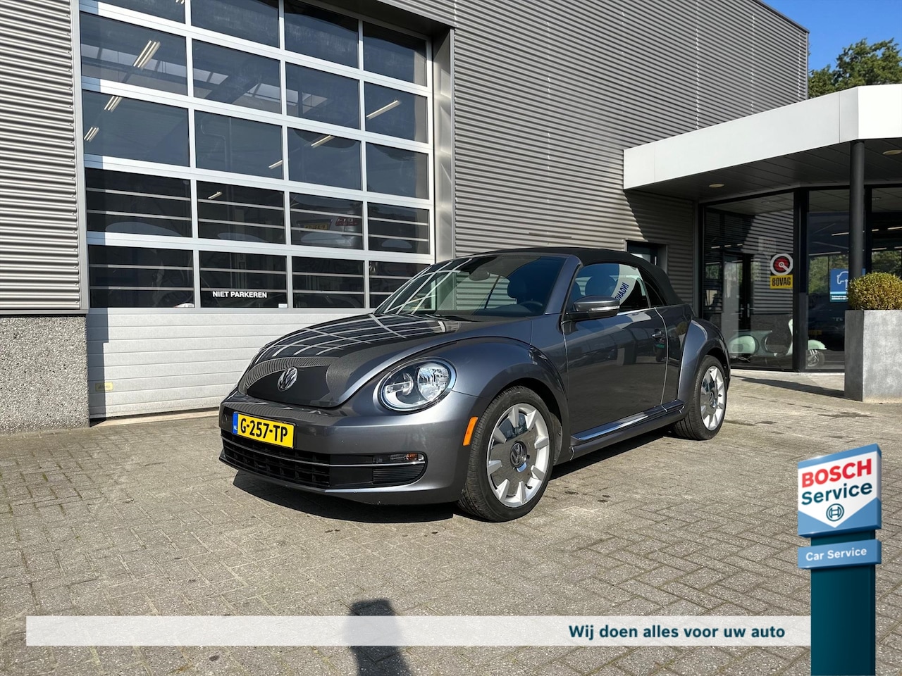 Volkswagen Beetle Cabriolet - 2.5 5 cilinder ! fender sound, zeer exclusief !! - AutoWereld.nl