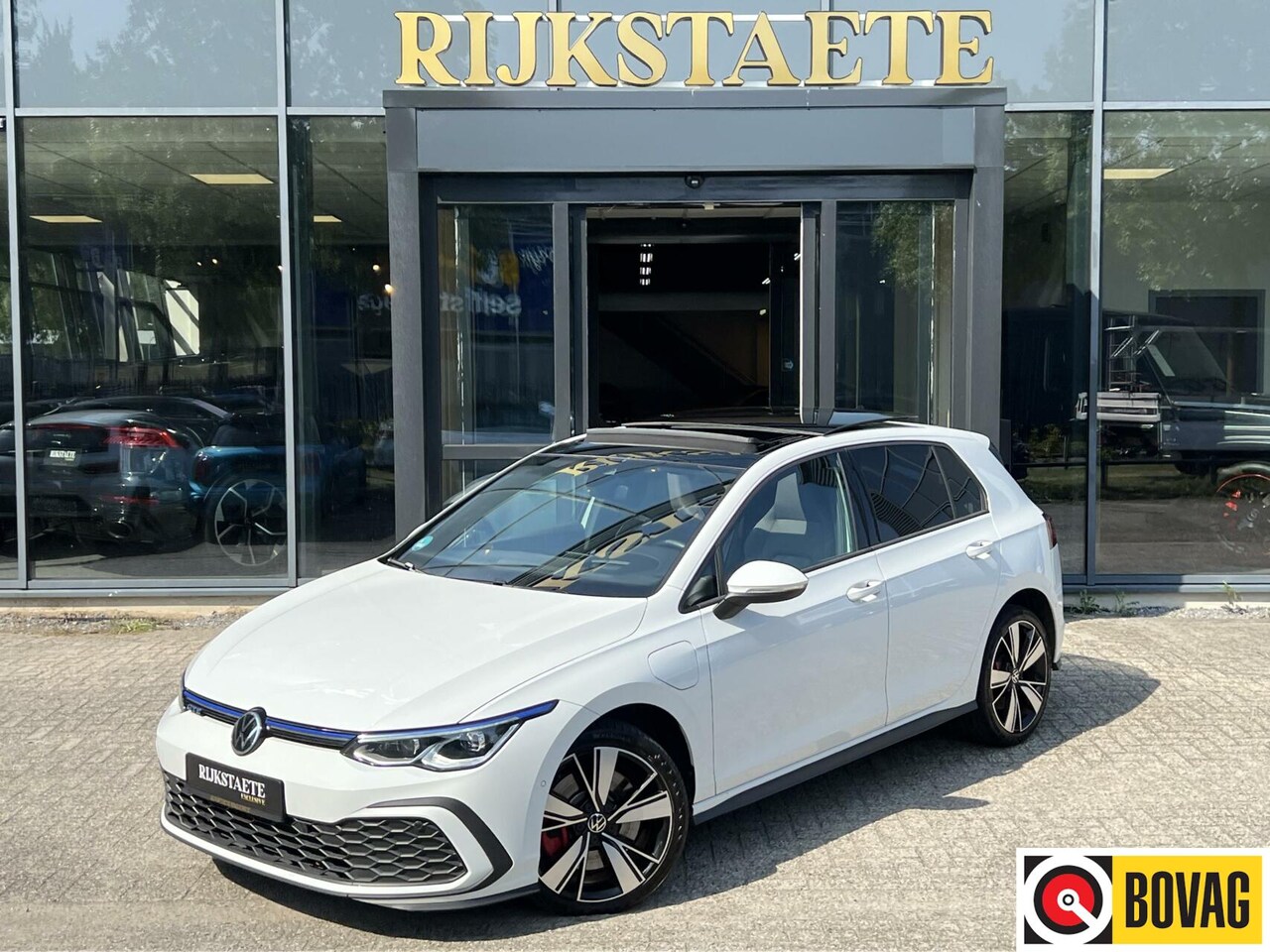 Volkswagen Golf - 1.4 GTE TSI|245 PK|PANO|HEAD-UP|ACC|SFEERV. - AutoWereld.nl