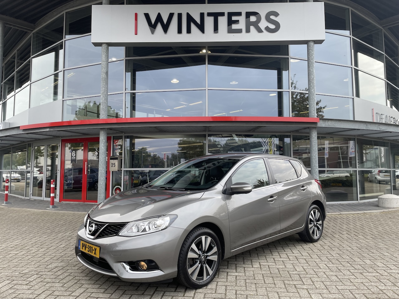 Nissan Pulsar - 1.2 DIG-T Tekna Automaat Leder 360°Cam Navi Keyless 17" LMV - AutoWereld.nl