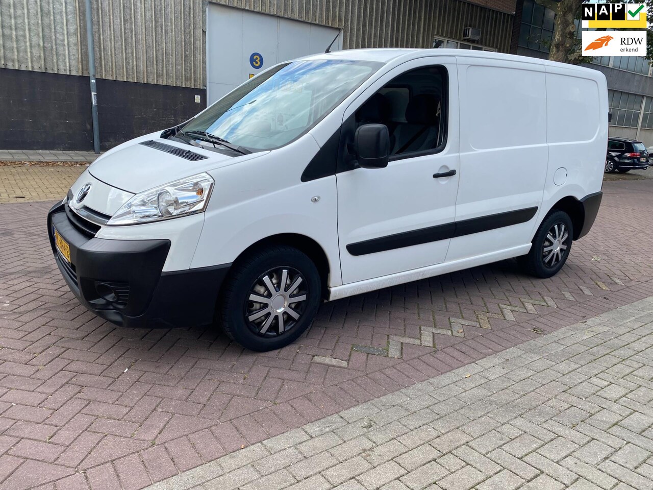 Toyota ProAce - 1.6D L1H1 Aspiration * 2014 * Airco * 107.206 KM NAP * Euro5 * APK 14-9-2025 * Boekjes Aan - AutoWereld.nl