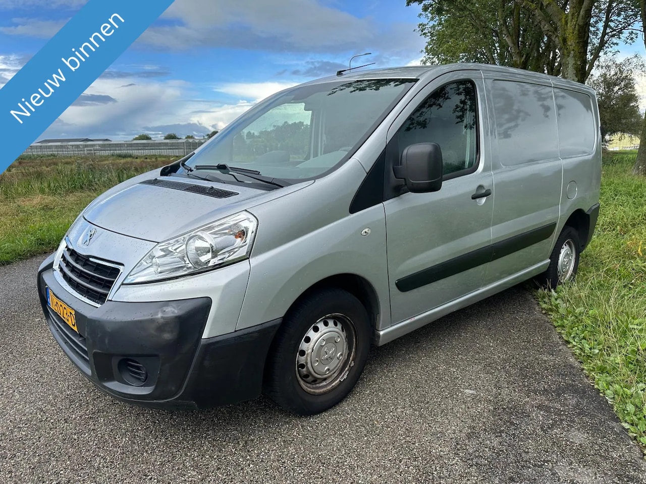 Peugeot Expert - 227 1.6 HDI L1H1 Pro 227 1.6 HDI L1H1 Profit+ - AutoWereld.nl