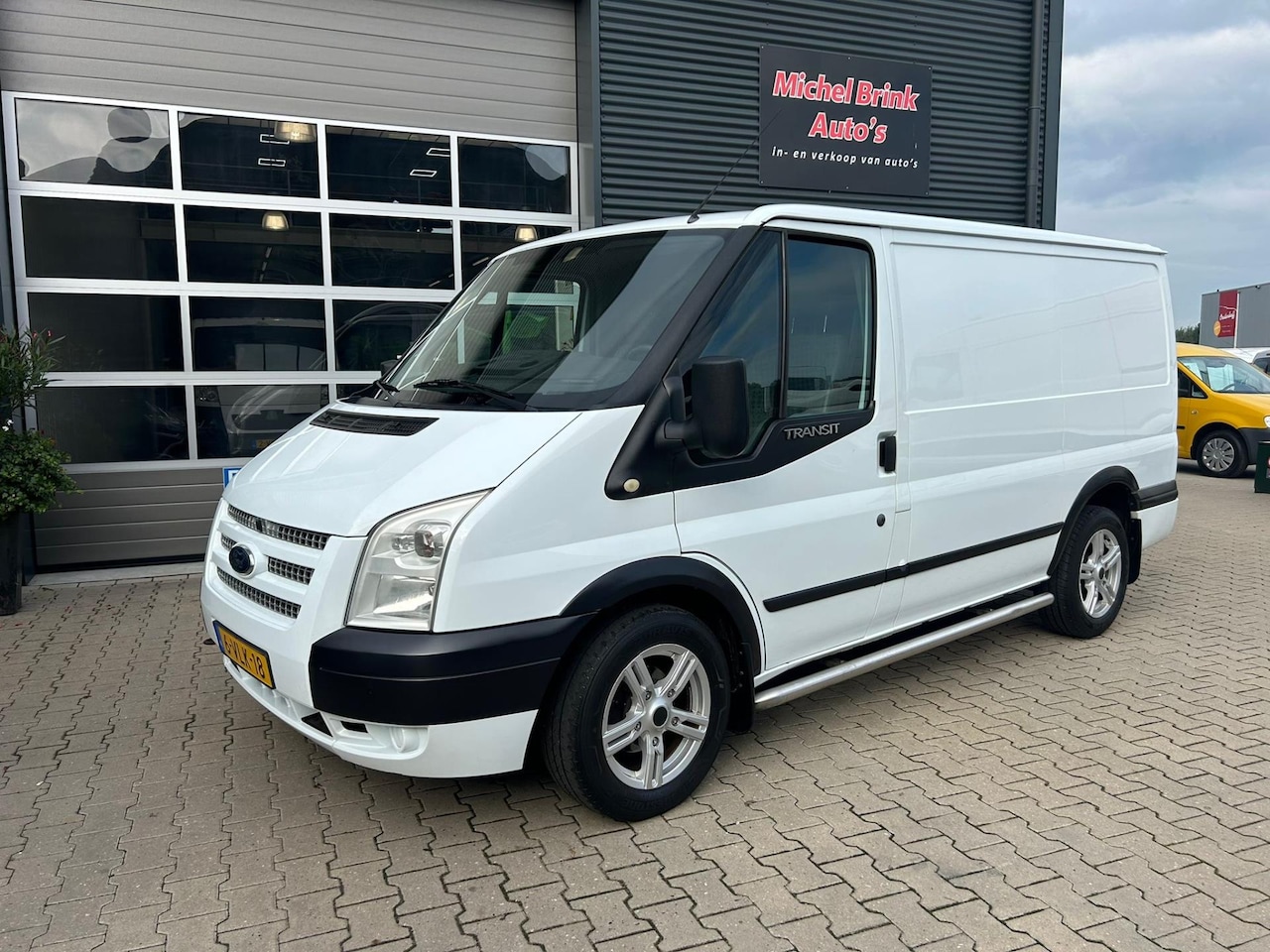 Ford Transit - 260S 2.2 TDCI Economy Edition Airco - AutoWereld.nl