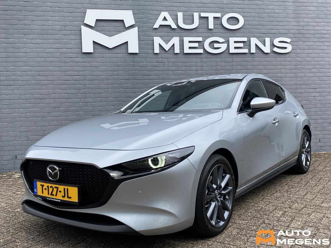 Mazda 3 - 2.0 e-SkyActiv-G 150 Luxury - AutoWereld.nl