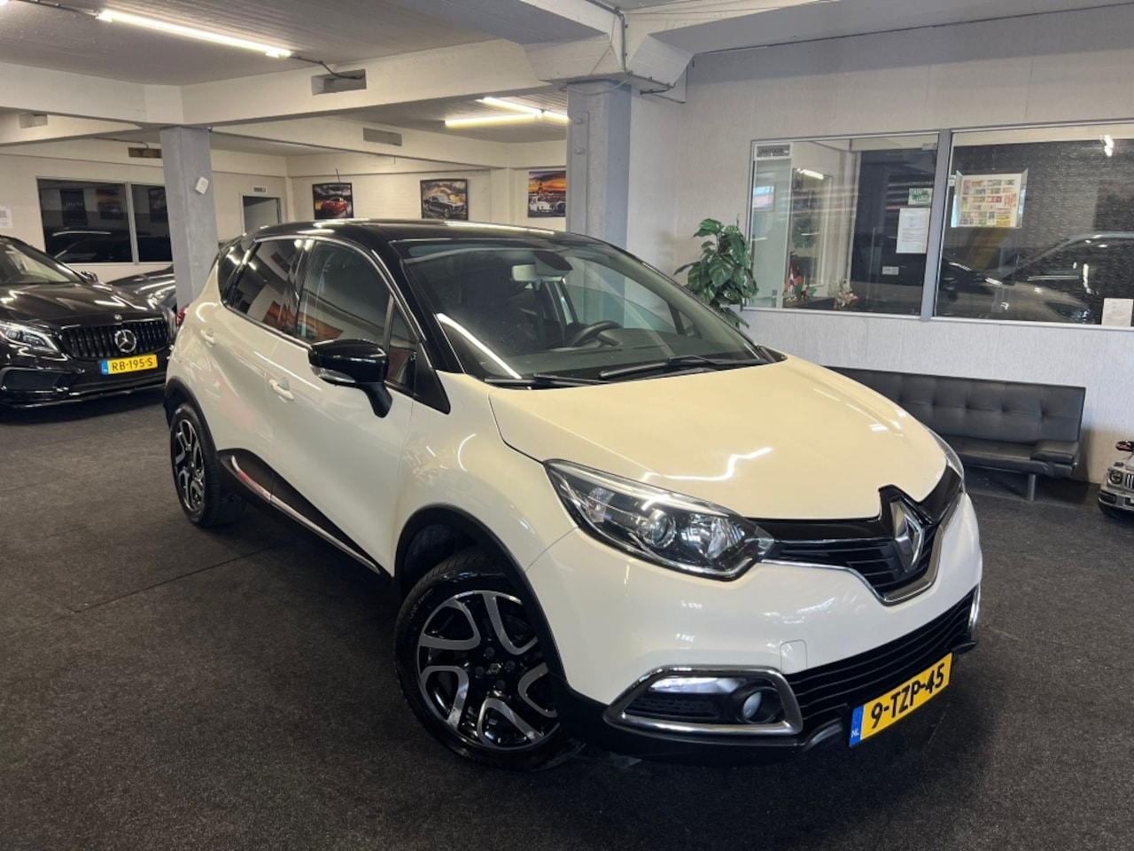 Renault Captur - 0.9 TCe *NAP*NAVI*Camera*LED - AutoWereld.nl