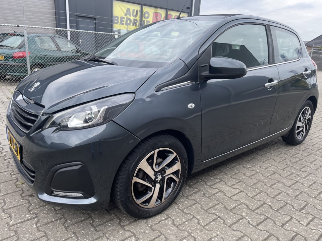 Peugeot 108 - 1.0 e-VTi Active TOP CABRIOLET Airco 5 deurs - AutoWereld.nl