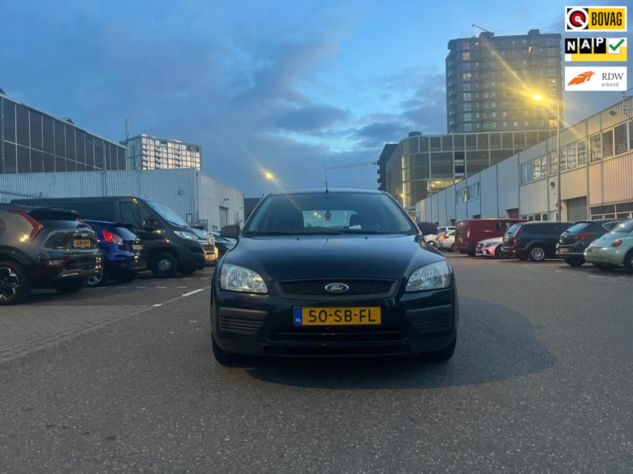 Ford Focus - 1.4-16V Ambiente 1.4-16V Ambiente - AutoWereld.nl