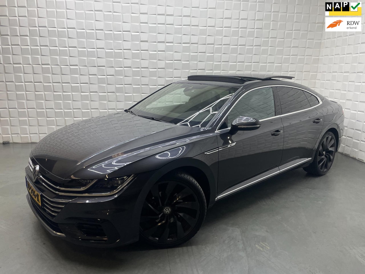 Volkswagen Arteon - 2.0 TSI 2x R LINE PANO VIRTUAL ACC LEER CAM - AutoWereld.nl