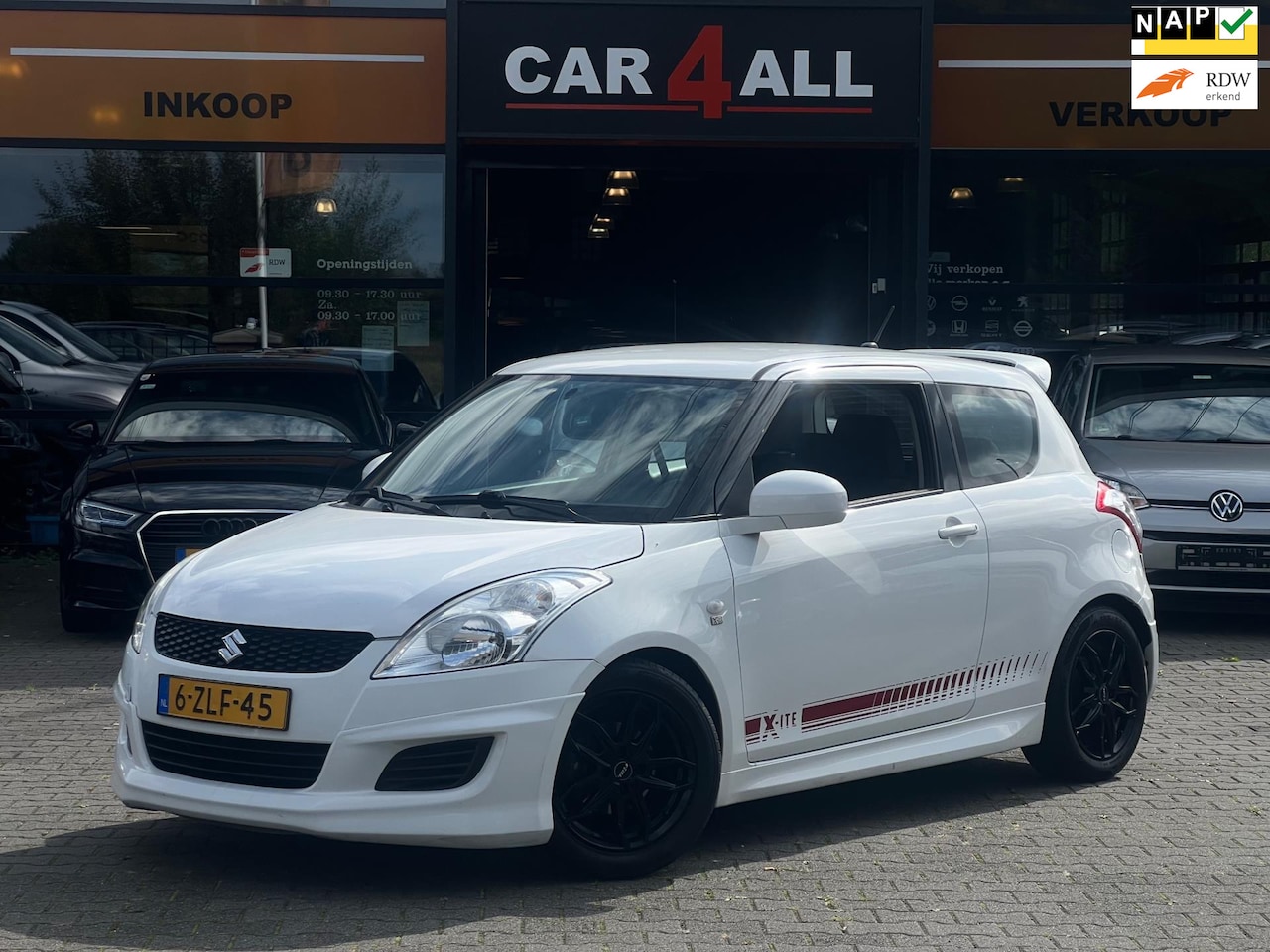 Suzuki Swift - 1.2 Base X-ITE AIRCO/NWE KOPPELING+BAK/16INCH/VEEL FACTUREN AANWEZIG!APK 01-04-2025 - AutoWereld.nl