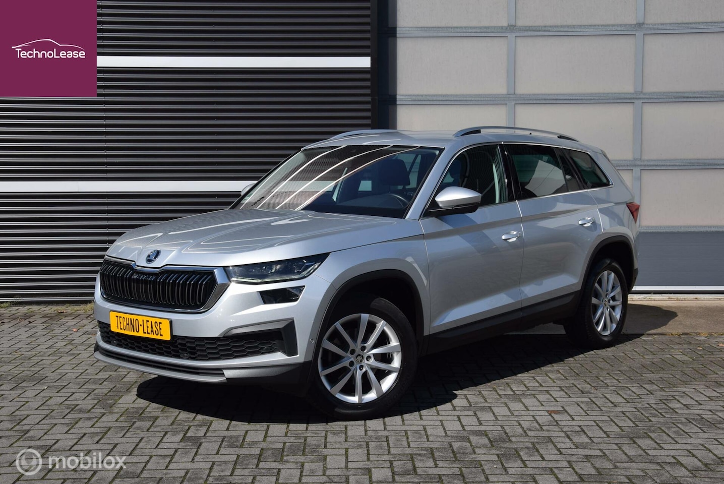 Skoda Kodiaq - 1.5 TSI Business Edition Plus wegklapbare trekhaak! - AutoWereld.nl