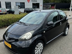 Toyota Aygo - 1.0-12V +