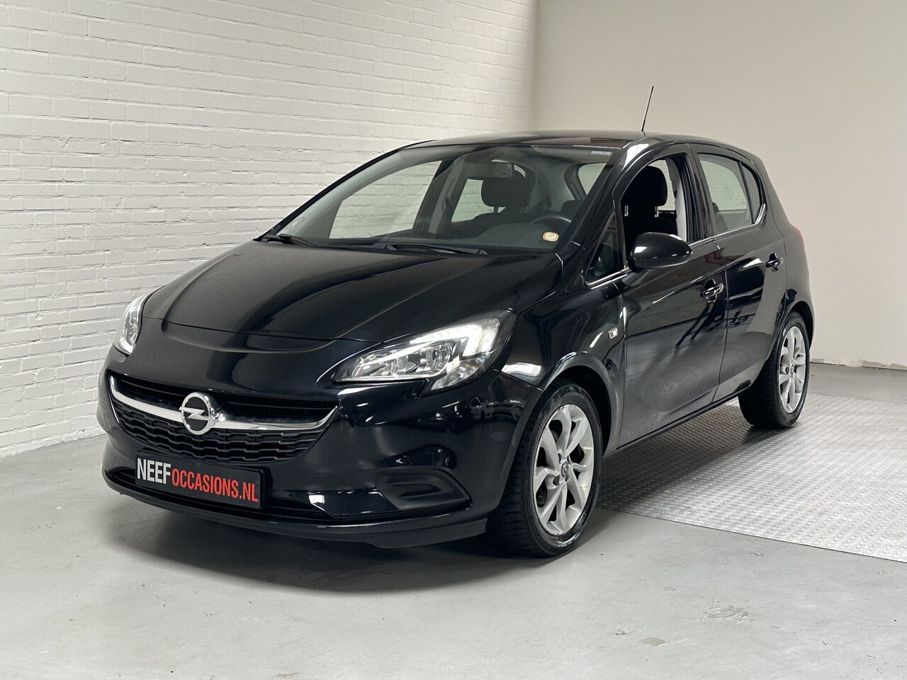 Opel Corsa - 1.4 Sport AIRCO / CRUISE / LMV / ELK.PAKKET 1e EIGENAAR!!! - AutoWereld.nl