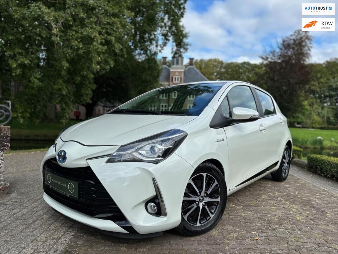 Toyota Yaris - 1.5 Hybrid | Led | Navi | Clima | Garantie | - AutoWereld.nl