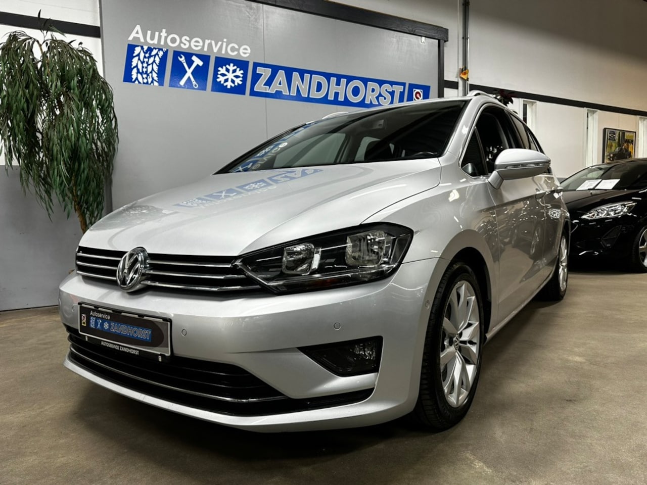 Volkswagen Golf Sportsvan - 1.2 TSI Highline 1.2 TSI Highline - AutoWereld.nl