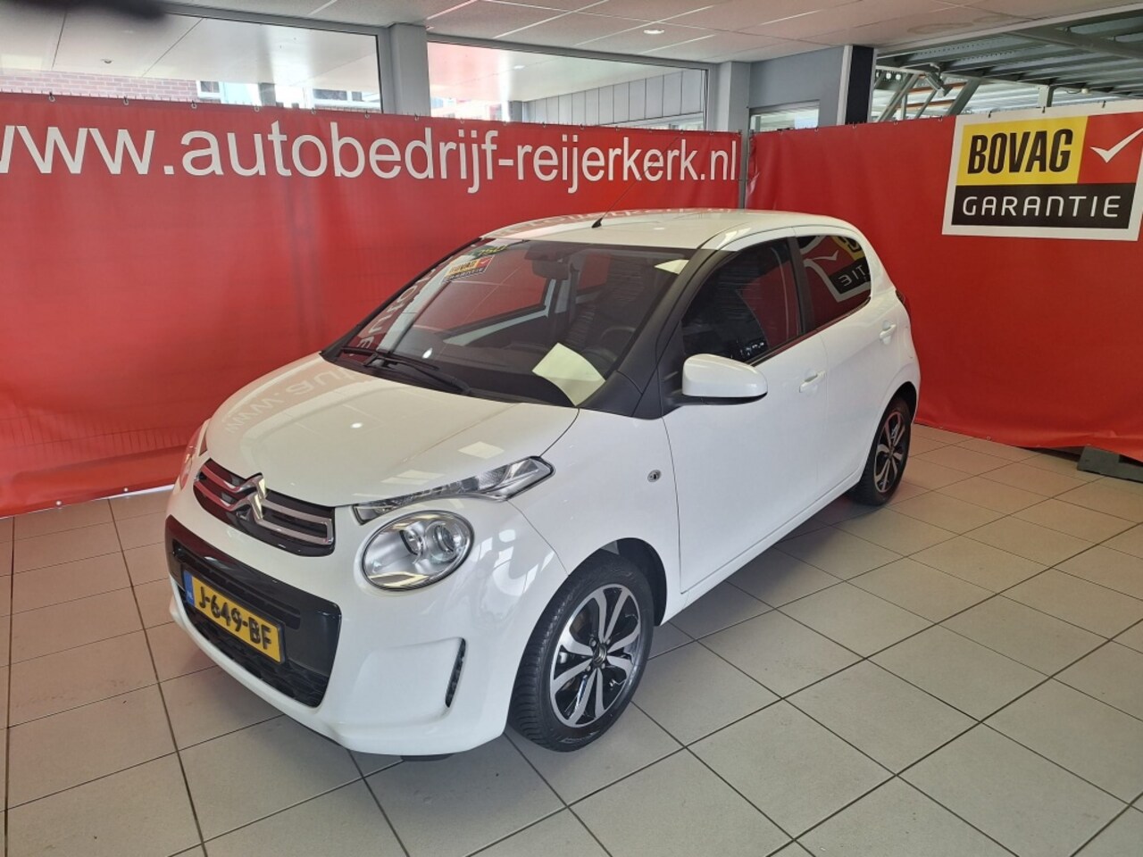 Citroën C1 - 1.0 VTi Shine 1.0 VTi Shine, 12 mnd Bovag garantie, LM velgen, - AutoWereld.nl