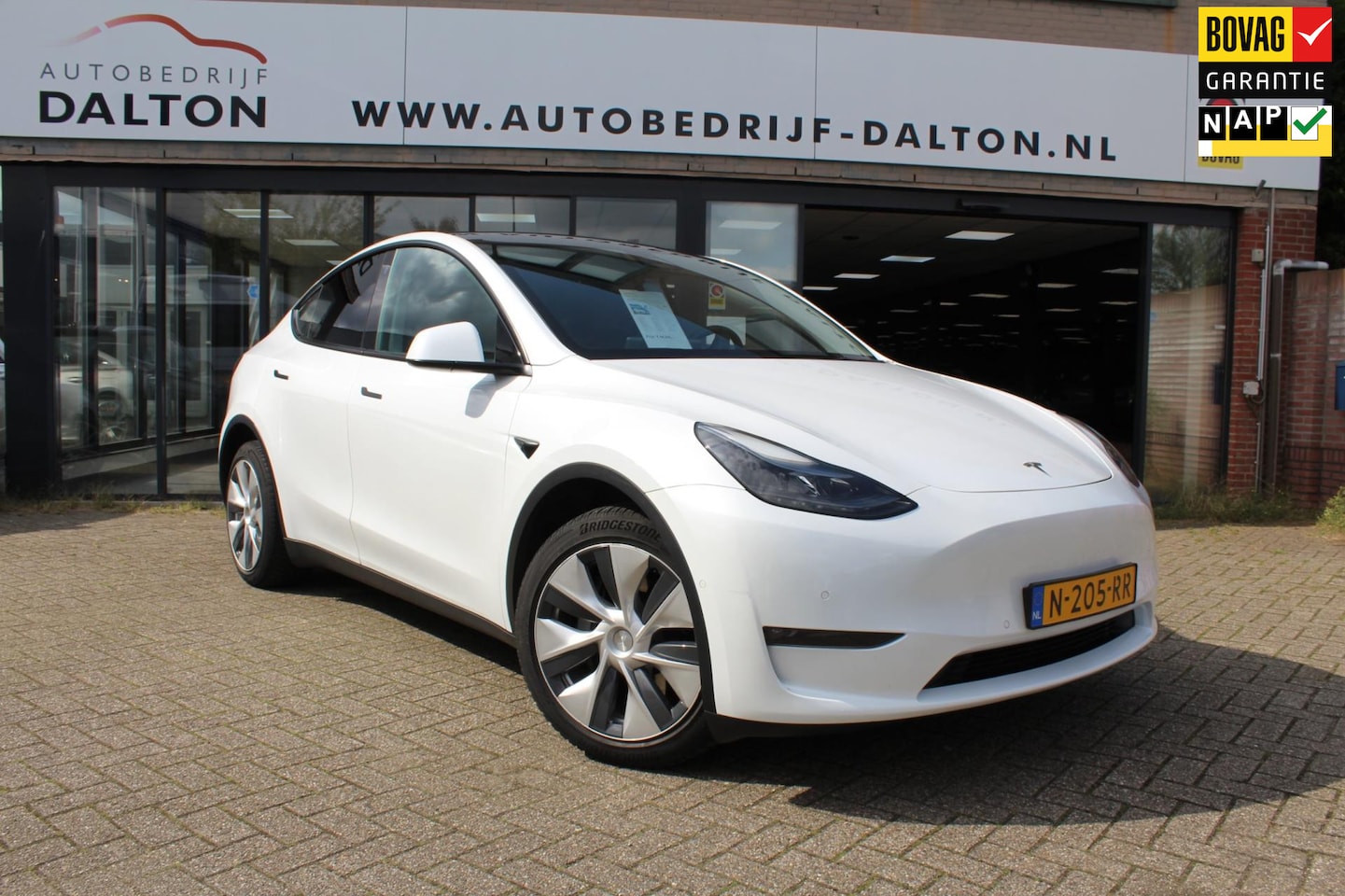 Tesla Model Y - Long Range AWD 75 kWh 1e EIG / LAGE KM / AUTOPILOT/ LEER / INCL. BTW - AutoWereld.nl