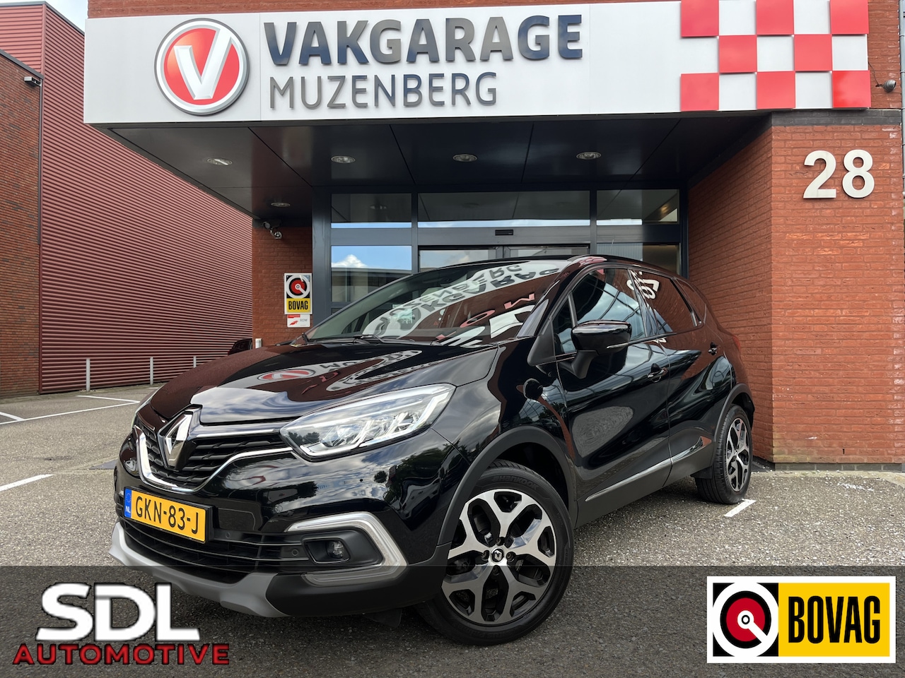 Renault Captur - 1.2 TCe Intens // FULL LED // NAVI // CAMERA+SENSOREN // CRUISE // KEYLESS // - AutoWereld.nl