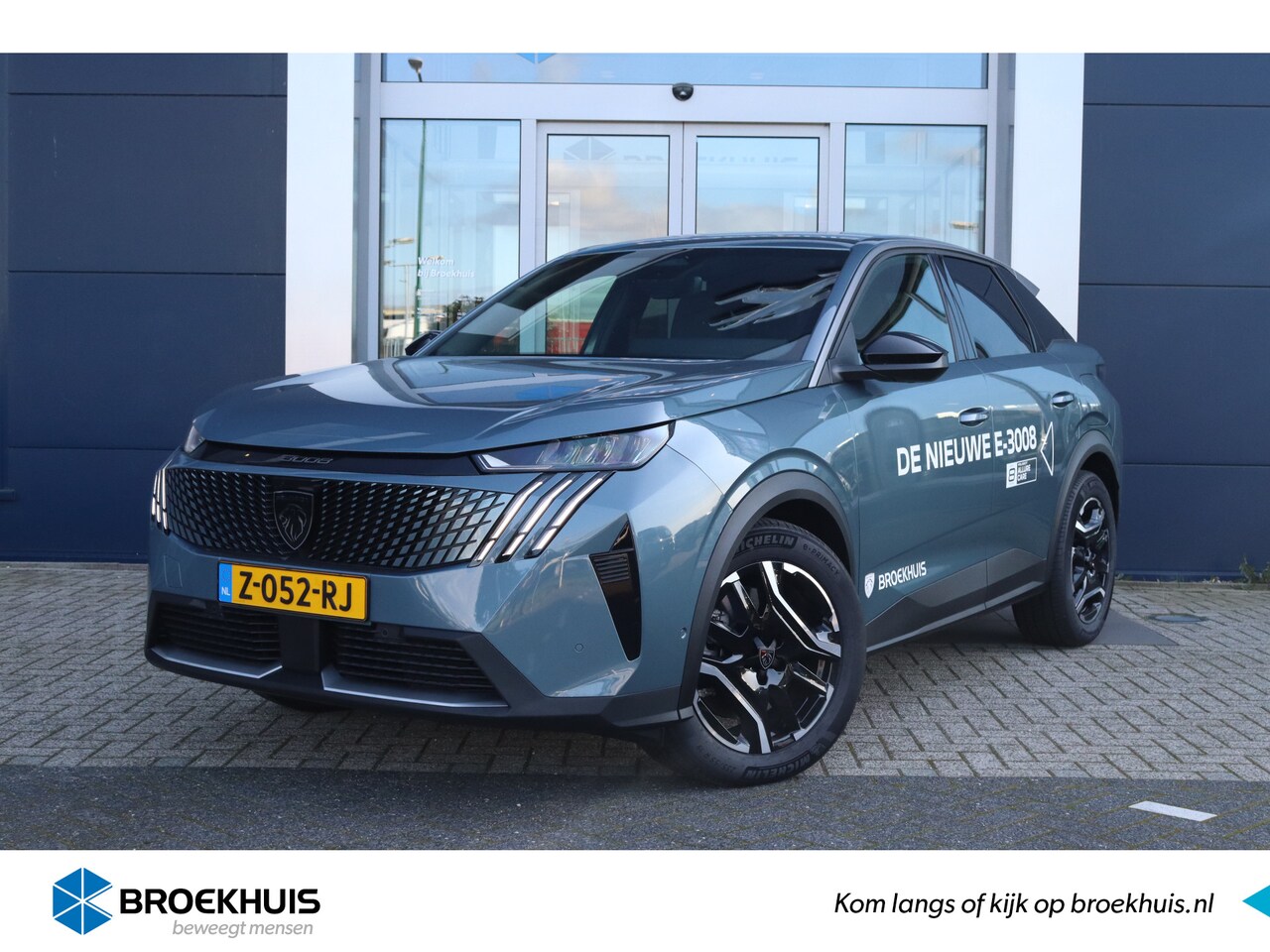 Peugeot e-3008 - Allure 73 kWh | Navigatie Pack | 360 + Drive assist Pack | Stuurverwarming | Carplay - AutoWereld.nl