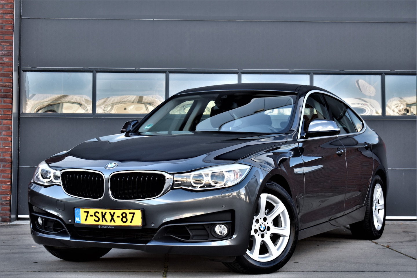 BMW 3-serie Gran Turismo - 320i Executive Automaat NAP Xenon - Camera - Navi - Cruise - Clima - Lmv - AutoWereld.nl