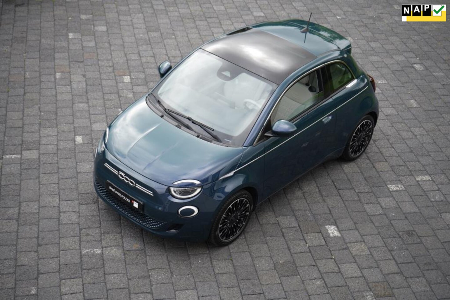 Fiat 500 - La Prima 42 kWh Skywindow - AutoWereld.nl