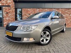 Skoda Superb Combi - 1.4 TSI Greentech Ambition|1e Eig | Vol Dealer ondh| Zeer Net|