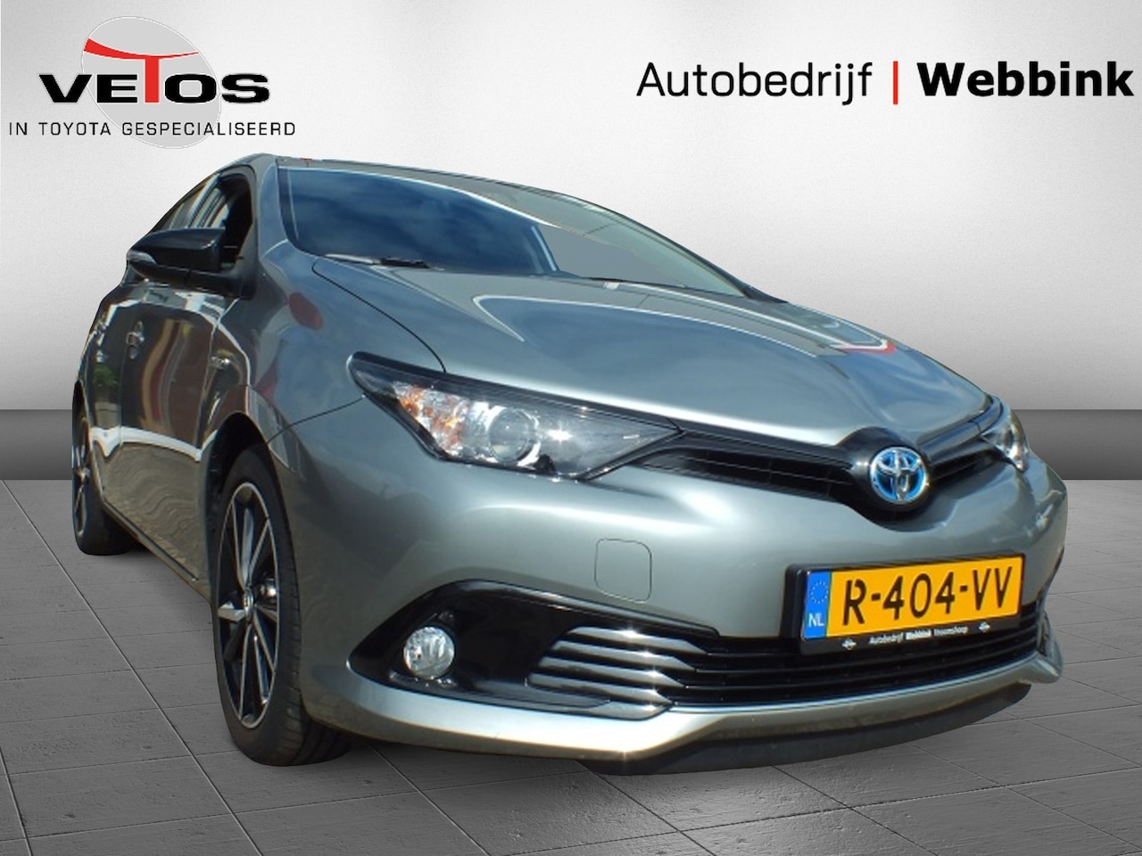 Toyota Auris - 1.8 Hybrid Black Ed. - AutoWereld.nl