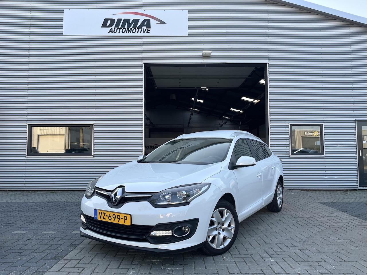 Renault Mégane - 1.5 dCi Expression S&S - AutoWereld.nl