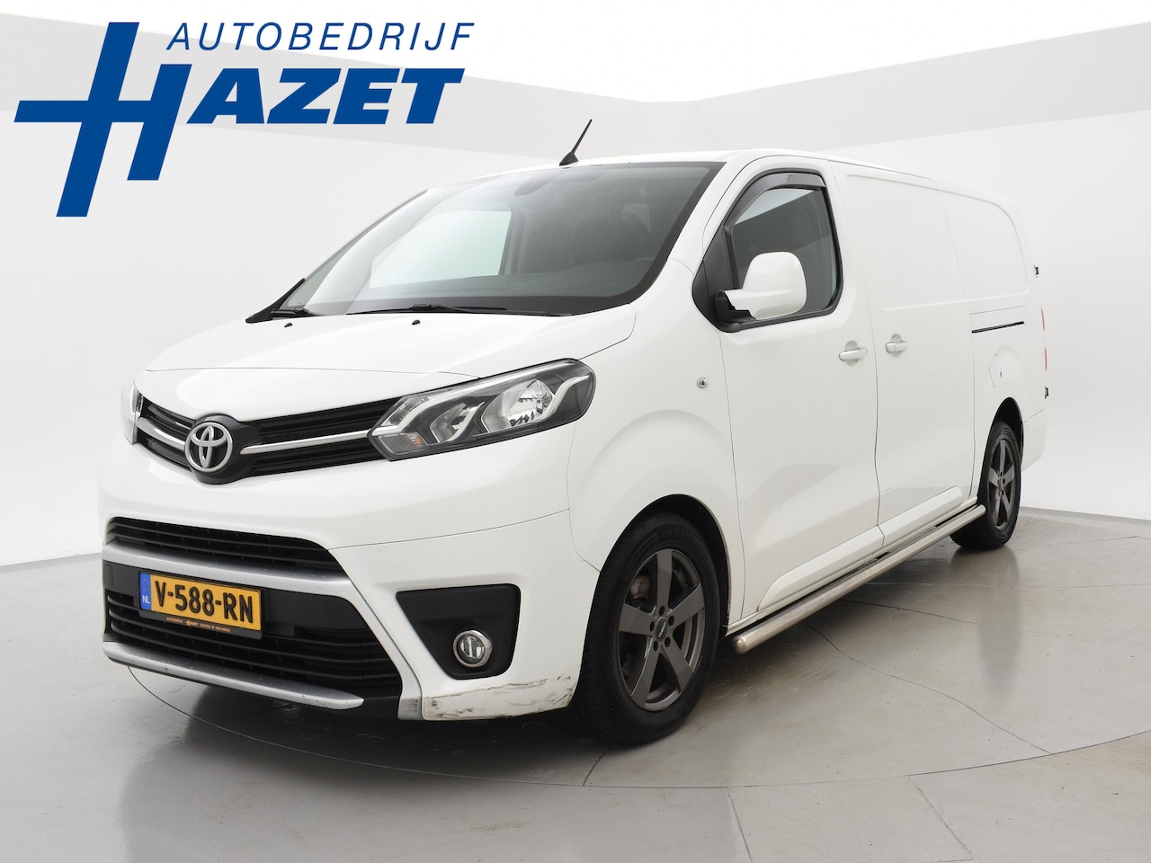 Toyota ProAce Worker - 2.0 D-4D 177 PK AUT. LONG PROFESSIONAL + 2 SCHUIFDEUREN / CAMERA / TREKHAAK / NAVIGATIE - AutoWereld.nl