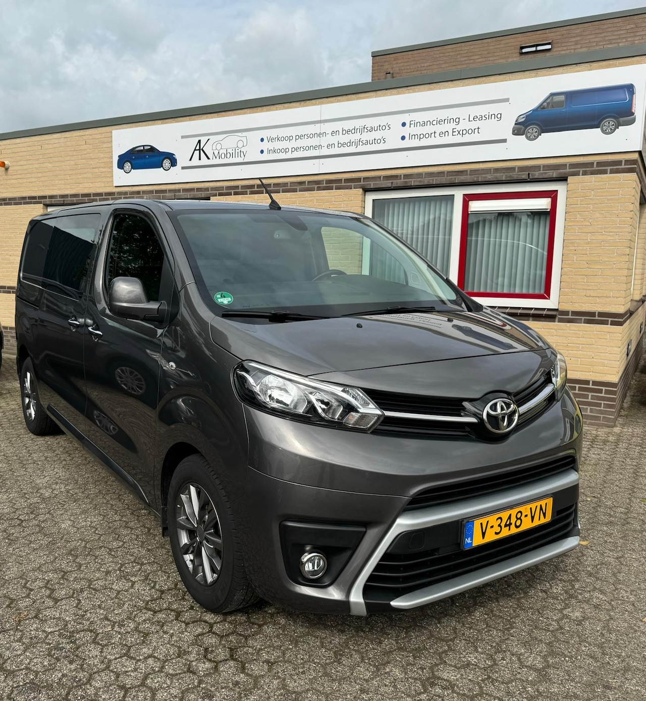 Toyota ProAce Worker - 2.0 D-4D Professional Als Nieuw !!! - AutoWereld.nl