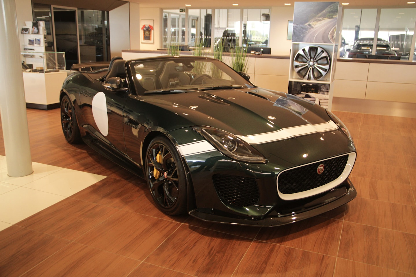 Jaguar F-type - Project 7 - AutoWereld.nl