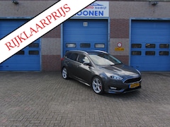 Ford Focus Wagon - 1.5 Titanium|5 deurs|cruise control|nieuwe distributieriem/waterpomp|boordcomputer|isofix|