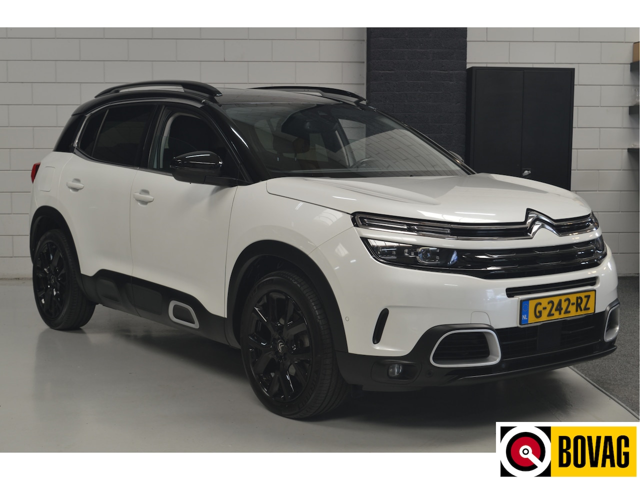 Citroën C5 Aircross - 1.6 PureTech Business Plus // AUTOMAAT // TREKHAAK // 181 PK // CLIMA // ADAPTIVE CRUISE / - AutoWereld.nl