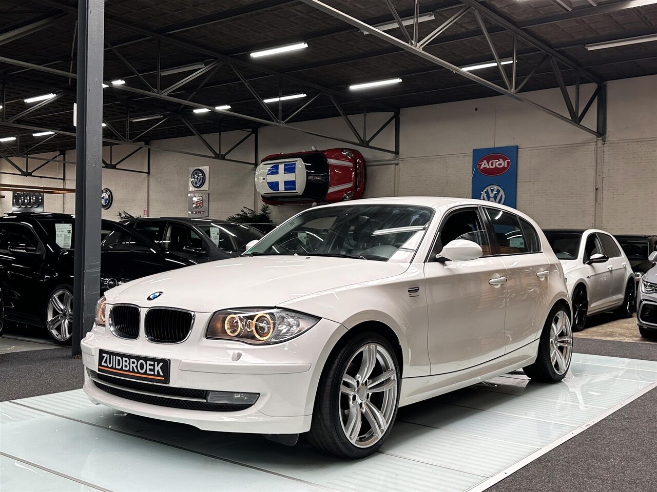 BMW 1-serie - 116i LCI 5-Deurs XENON Clima Cruise YOUNGTIMER - AutoWereld.nl