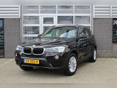 BMW X3 - xDrive20i High Executive / Panoramadak / Leer / Trekhaak