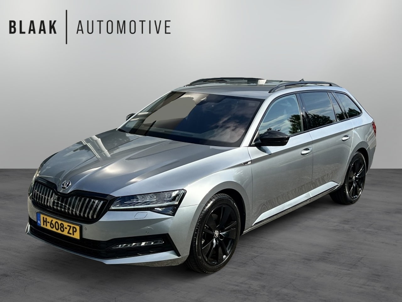 Skoda Superb Combi - 1.4 TSI iV Sportline Business 1.4 TSI iV Sportline Business - AutoWereld.nl