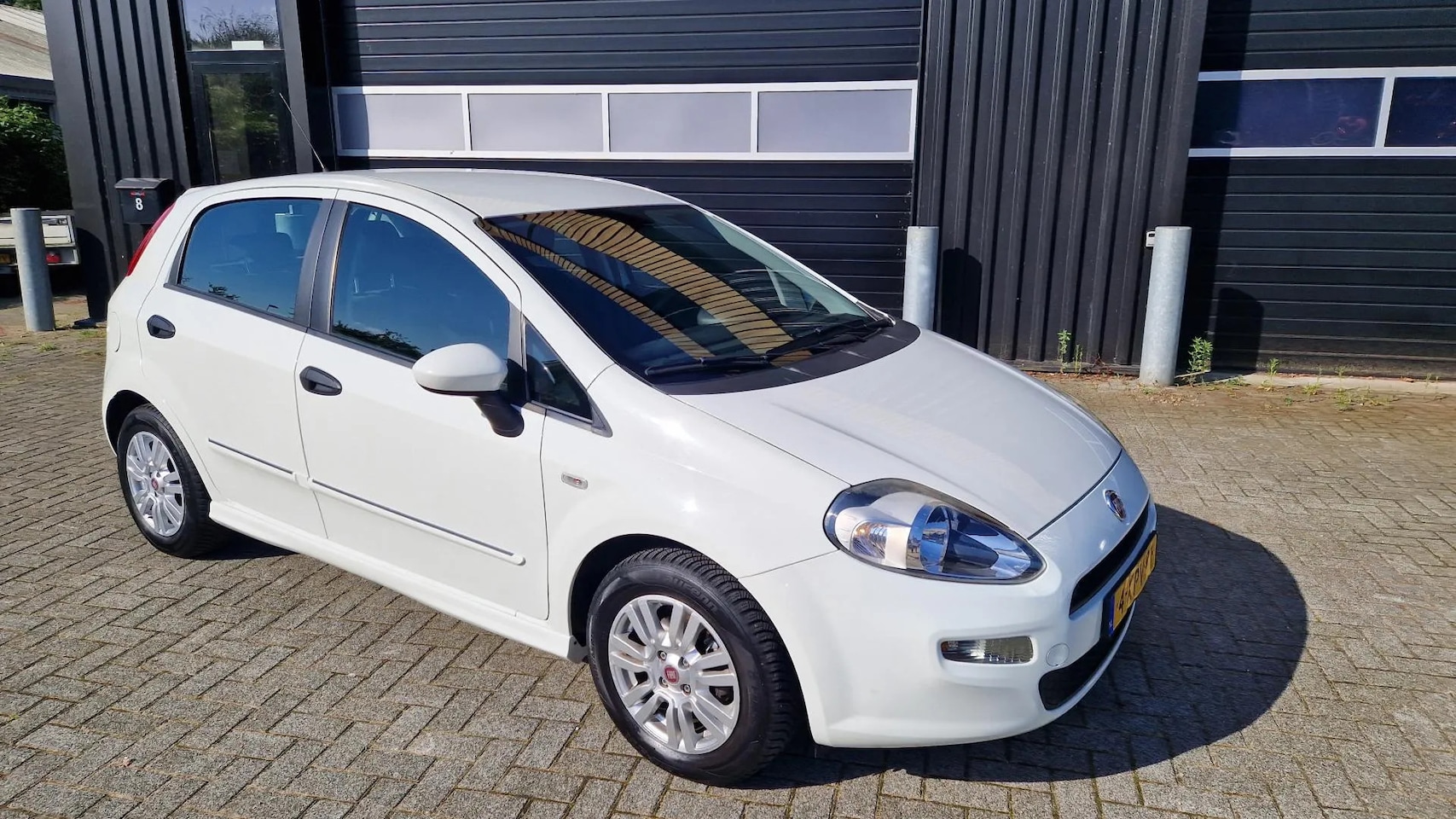 Fiat Punto Evo - 0.9 TwinAir Street Airco - AutoWereld.nl