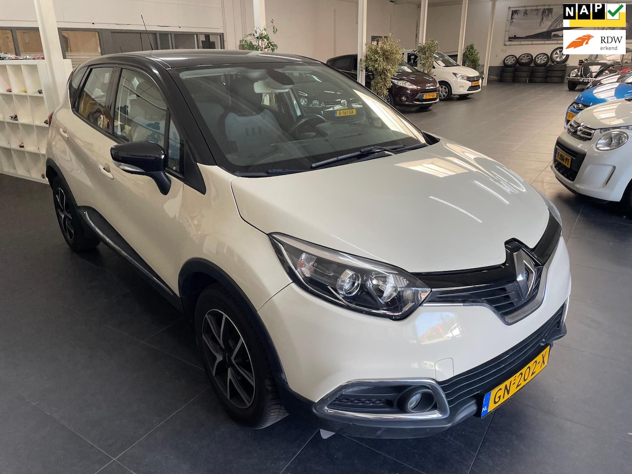 Renault Captur - 0.9 TCe Dynamique 0.9 TCe Dynamique - AutoWereld.nl